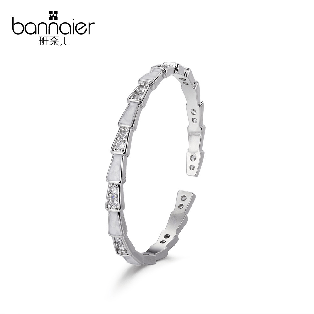 Pulsera de Hueso de Serpiente de Moda en TikTok para Mujer, Pulsera de Lujo Ligero de Alta Gama, Pulsera Abierta Ajustable Estilo Ins