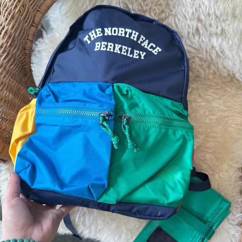 High-Quality North Family Ultra-Lightweight Children's Schoolbag, Wear-Resistant and Waterproof, Suitable for First and Second Grade Primary School Students, Spring Outing Backpack