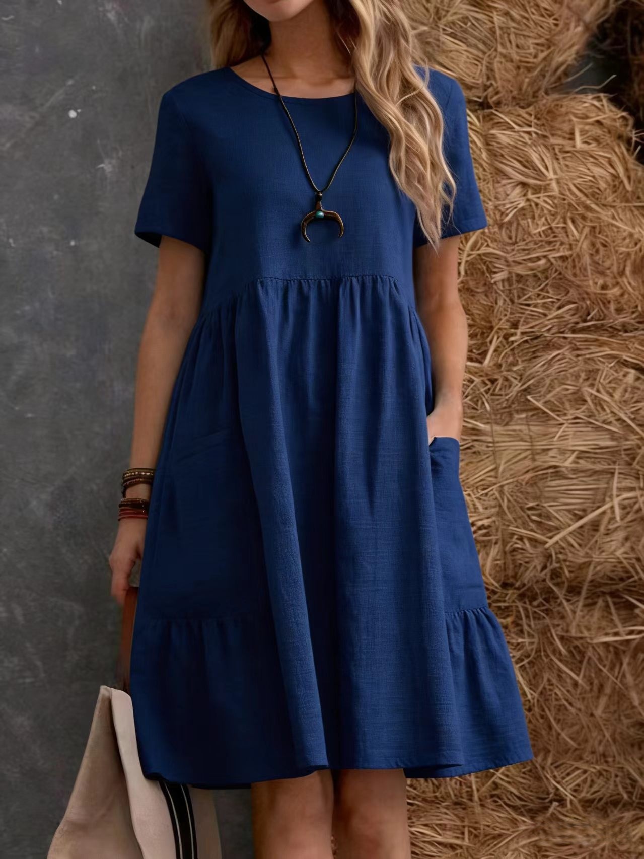 2026 Summer European And American Retro Loose Pocket Solid Color Round Neck Women's Dress_ecoleips.com