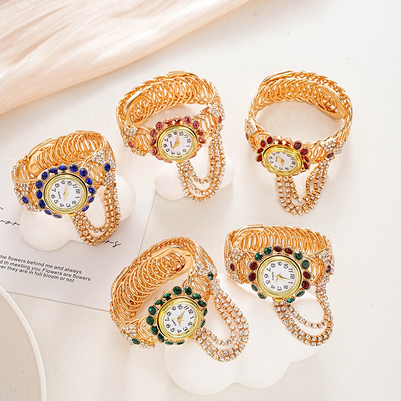 Cross-Border Popular Douyin New Korean Style Diamond-Encrusted Quartz Watch Full of Diamonds Creative Tassel Bracelet Watch for Women