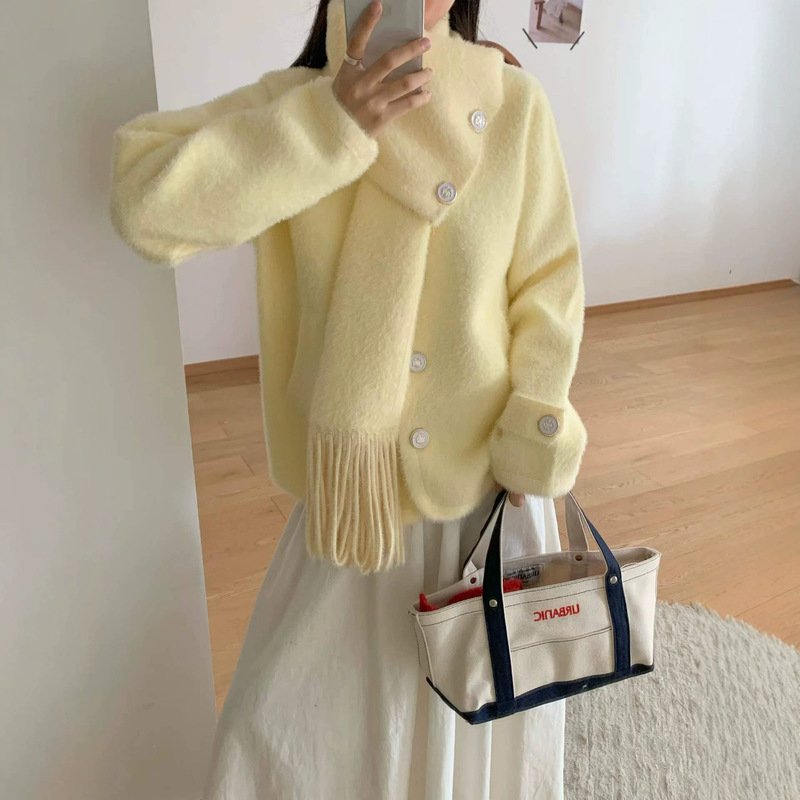 2026 new Korean-style faux mink knit cardigan set with scarf, featuring a soft and cozy sweater coat in a chic, feminine style 2026 new Korean-style faux mink knit cardigan set with scarf, featuring a soft and cozy sweater coat in a chic, feminine style
