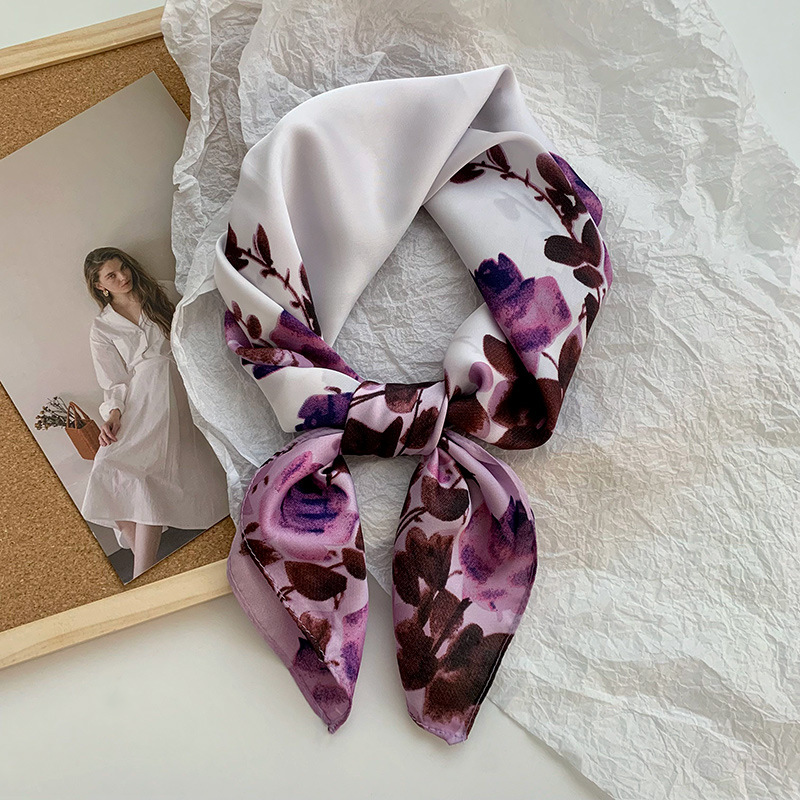 Bufanda de seda, bufanda cuadrada pequeña, sensación premium, nuevo estilo coreano, chal de seda de imitación dulce y fresco, bolso de flores, pañuelo en la cabeza, cinturón para el cabello