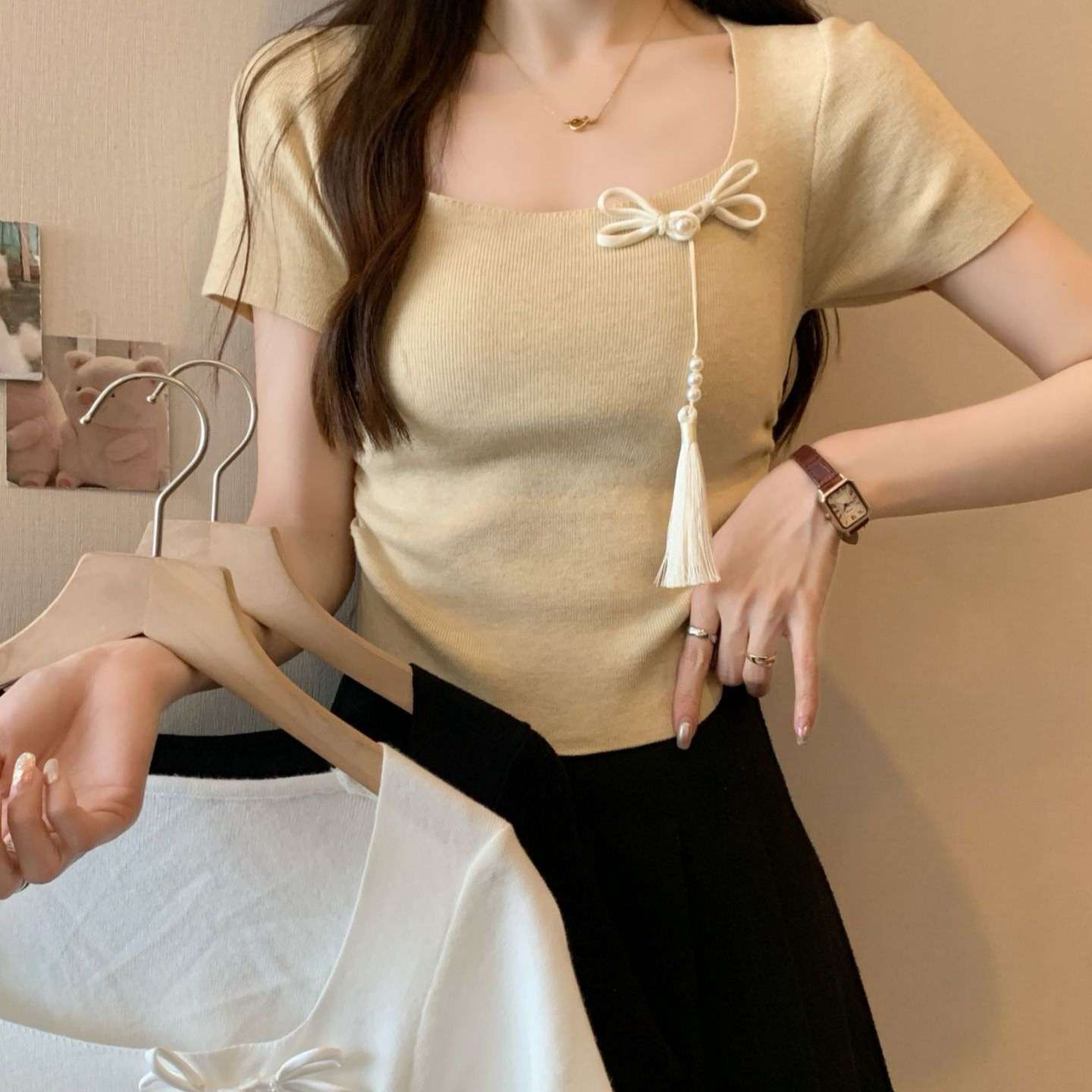 New summer design with straps, Chinese style irregular T-shirt, women's knitted slim fit short sleeved square neck top_voghion.com