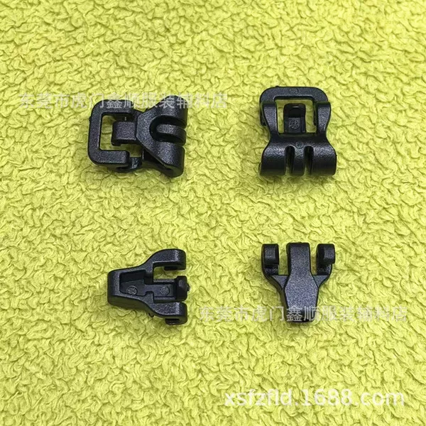 In-Stock New Outdoor Sports Bag with Hook Buckle, Multifunctional Backpack with Tail Clip and Rope Buckle, Backpack Tail Buckle Adjustment