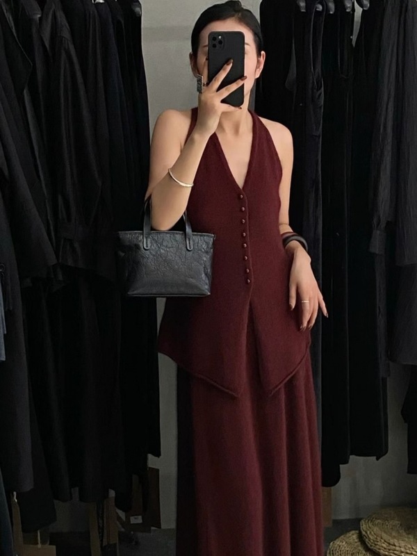 慵懒风v领针织套装女秋冬新款加厚宽松毛衣外套背心半身裙三件套|undefined