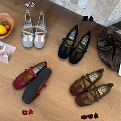 2025年新款平底银色玛丽珍鞋女韩版芭蕾舞鞋浅口复古休闲软底单鞋