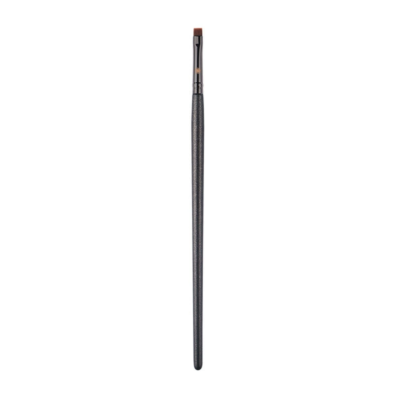 Makeup brush set — foundation, contouring, concealer, powder and eye brushes