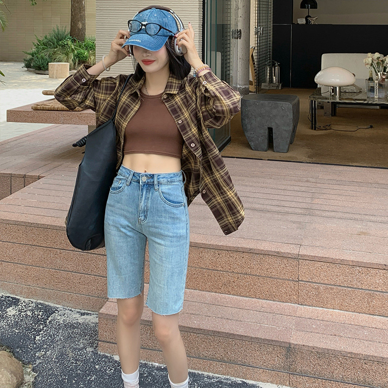 light blue Denim Five-point Jeans Women's Spring and Summer 2024 New High Waist Tight Shorts Slimming Riding Pants for Women