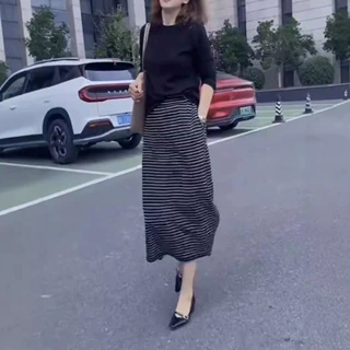 24887大爱美依缘2024秋季新款纯色宽松T恤侧边开叉条纹半身裙女装