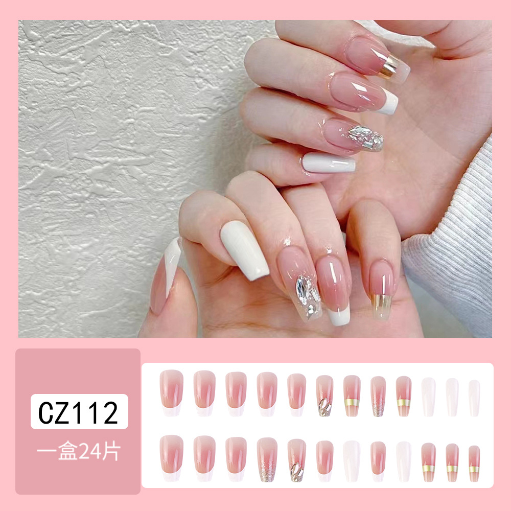 Polvo blanco estereoscópico francés usar uñas comerciales dulces y blanqueadores de uñas 24 piezas de parches de uñas mezclados