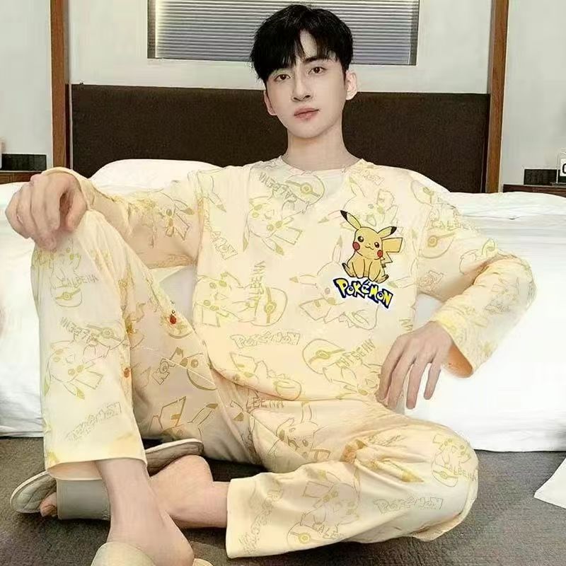 남성 모델 노란색 피카츄