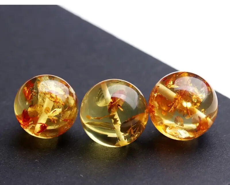 Beeswax flower Amber loose beads single beads bracelet amber accessories round beads bracelet necklace men's and women's literary play woven accessories with beads Beeswax flower Amber loose beads single beads bracelet amber accessories round beads bracelet necklace men's and women's literary play woven accessories with beads