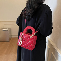 小香風名媛菱格刺繍糸手提げ小方包女2025春新作洋気質感シングルショルダーバッグ
