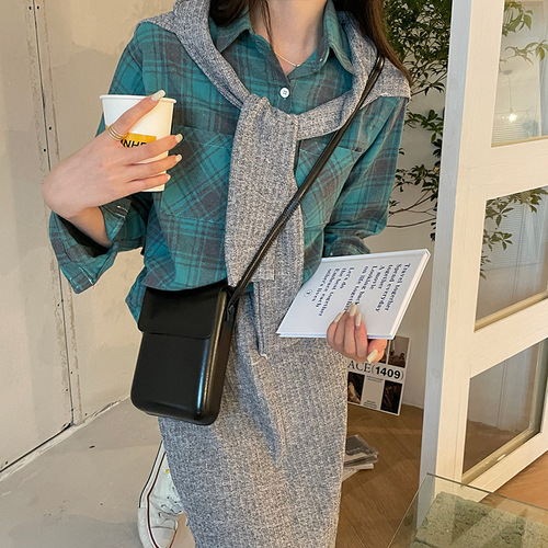 Korean ins mobile phone bag women's crossbody small bag 2020 new trendy fashion versatile vertical shoulder bag small shoulder bag