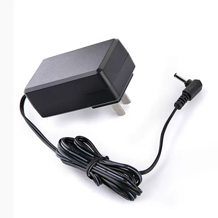 12.6V3A锂电池充电器中规认证恒流恒压带红绿转灯厂家直供