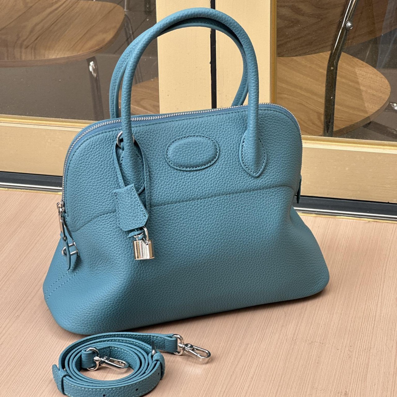 佰缔皮具女包2025新款头层牛皮贝壳包女士手提包斜挎包真皮宝莱包