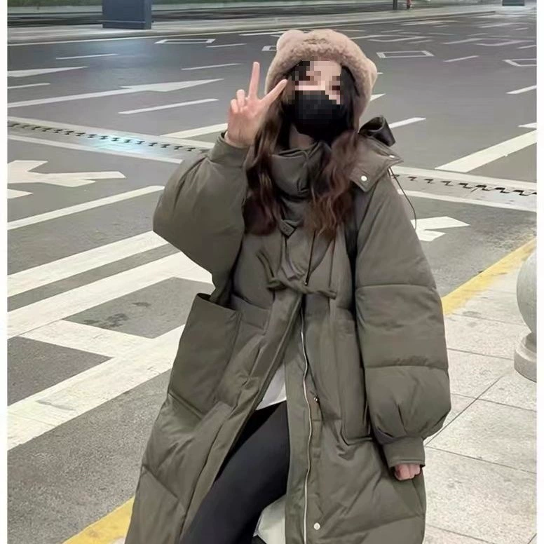 Маленькие толстые хлопчатобумажные куртки с капюшоном 2023 зимние новые корейские свободные хлебные длинные куртки