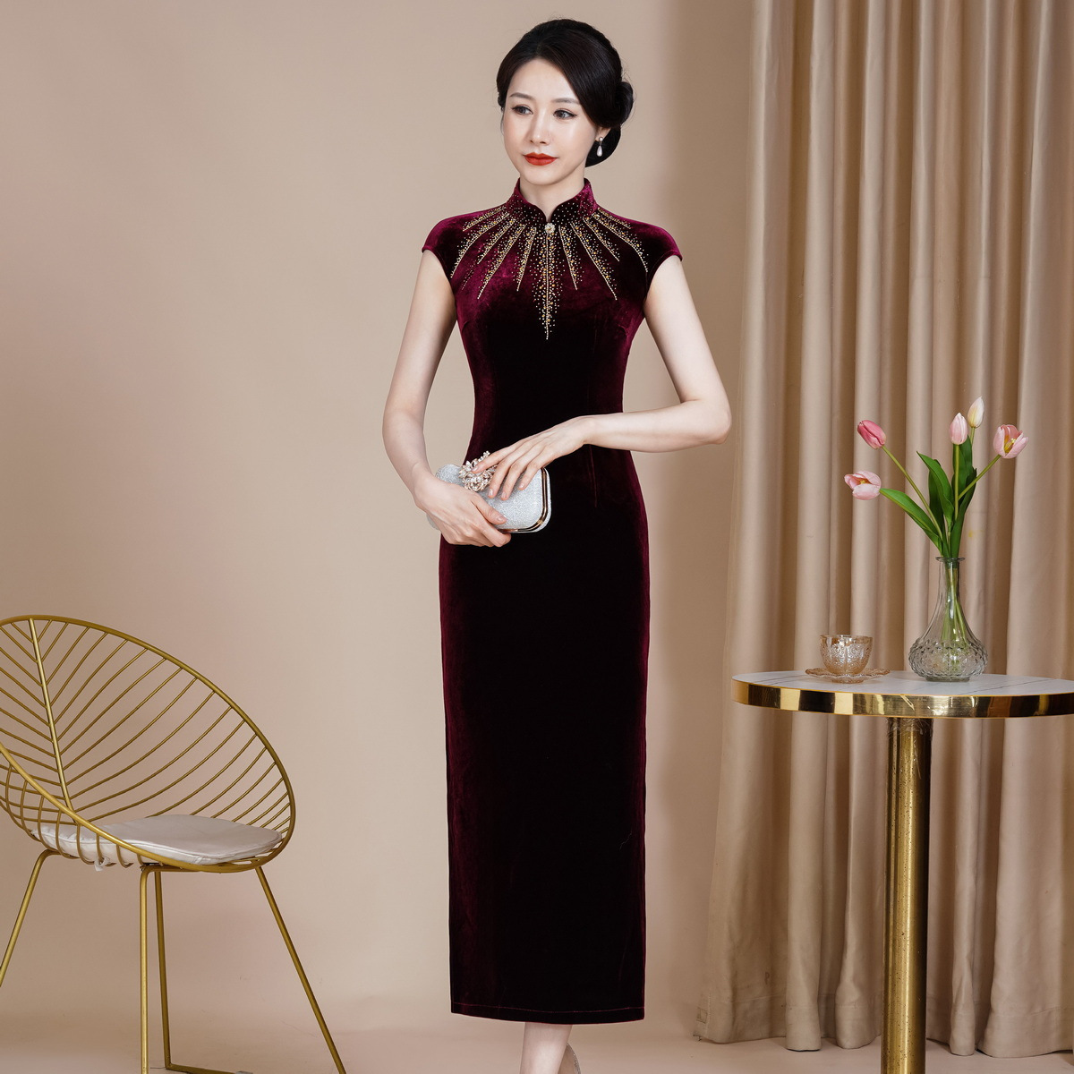 Autumn New Improved Velvet Cheongsam Long Sleeveless Slim-fit Young Fashionable Summer Women's Daily Mother Suit Toasting Clothes