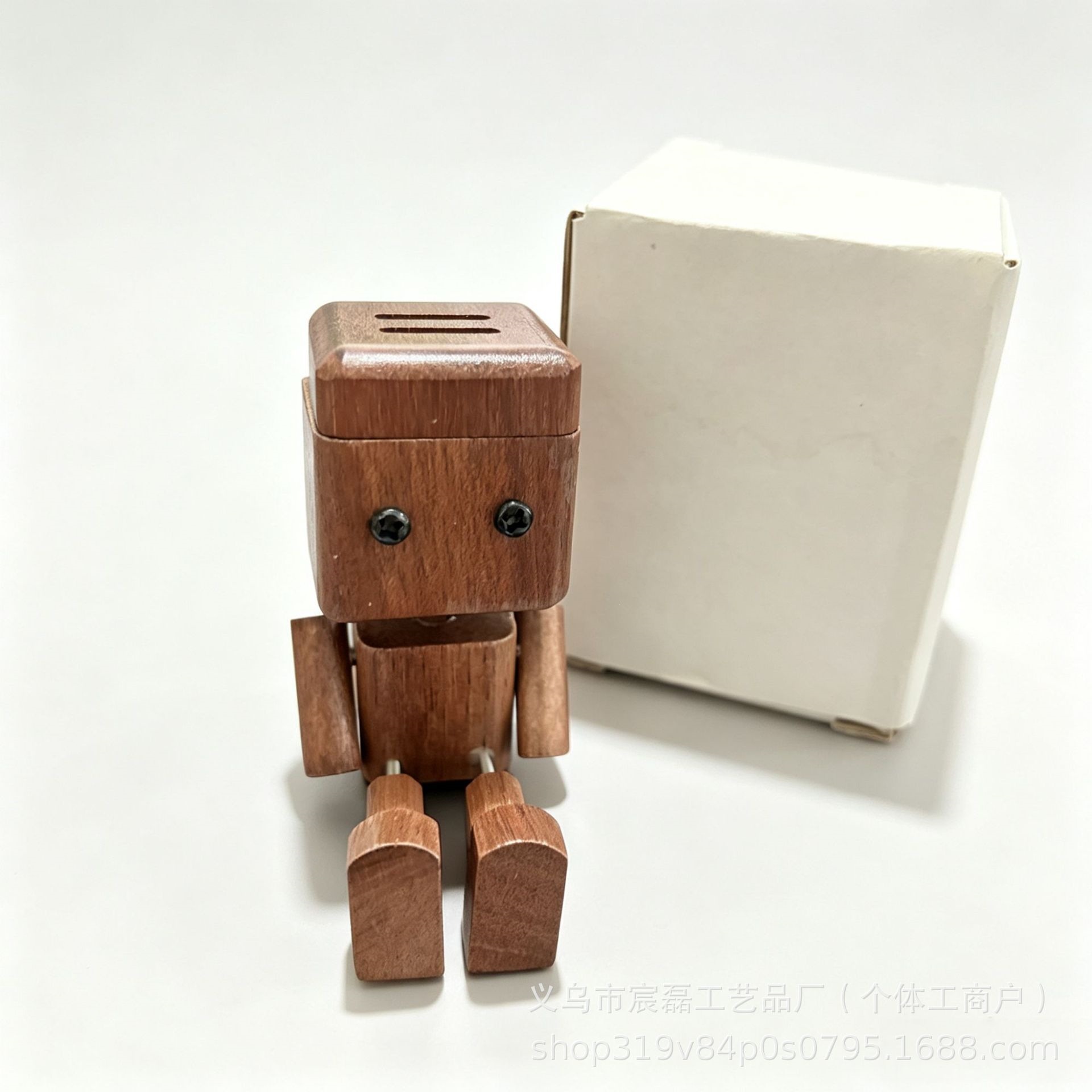 Creative wooden figurine car ornament, car robot healing ornament, cute aromatherapy stress-relief car ornament