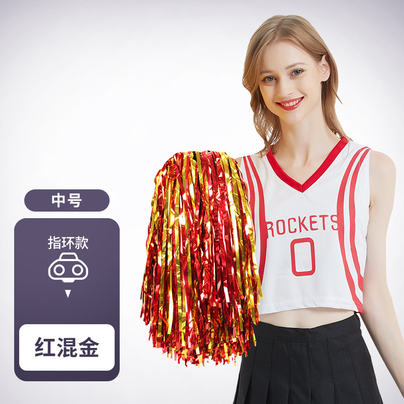 応援団の花球応援団学校のダンス運動会の試合は道具の祝典の広場のダンス用のボールを演じます。|undefined