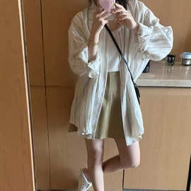 跨境设计感条纹白衬衫女春秋季防晒外套式上衣穿搭宽松显瘦衬衣潮