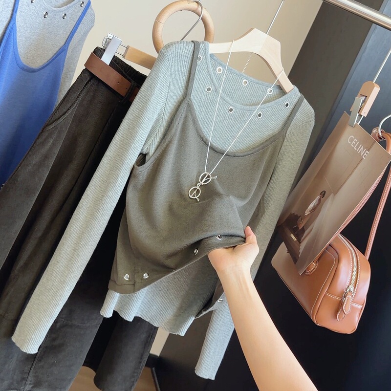 Korean-style age-reducing fashion inner layering set: a camisole top and a knitted sweater, perfect for autumn and creating a slimming effect