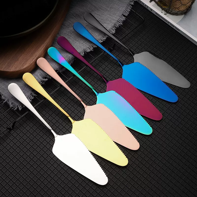 厂家直销镀金不锈钢蛋糕铲家用三角带齿铲刀加厚长柄烘焙披萨烘培