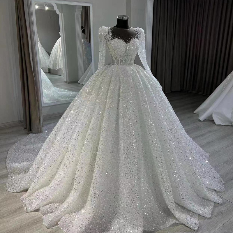 Luxurious Long-Sleeve Mermaid Wedding Dress with a Grand Train for Foreign Trade Brides, Featuring a High-End Feel and Intricate Craftsmanship, with a Shiny Long-Sleeve Design Luxurious Long-Sleeve Mermaid Wedding Dress with a Grand Train for Foreign Trade Brides, Featuring a High-End Feel and Intricate Craftsmanship, with a Shiny Long-Sleeve Design