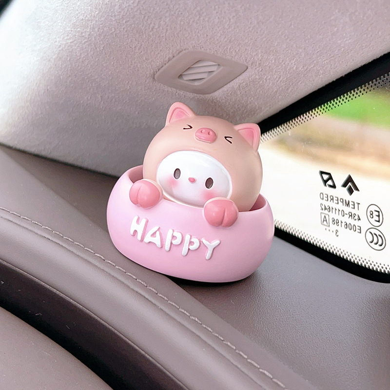 Creative and Cute Shaking Head Animal Car Ornaments, Cute Pet Car Interior Accessories, Car Center Console Decoration, Office Ornaments