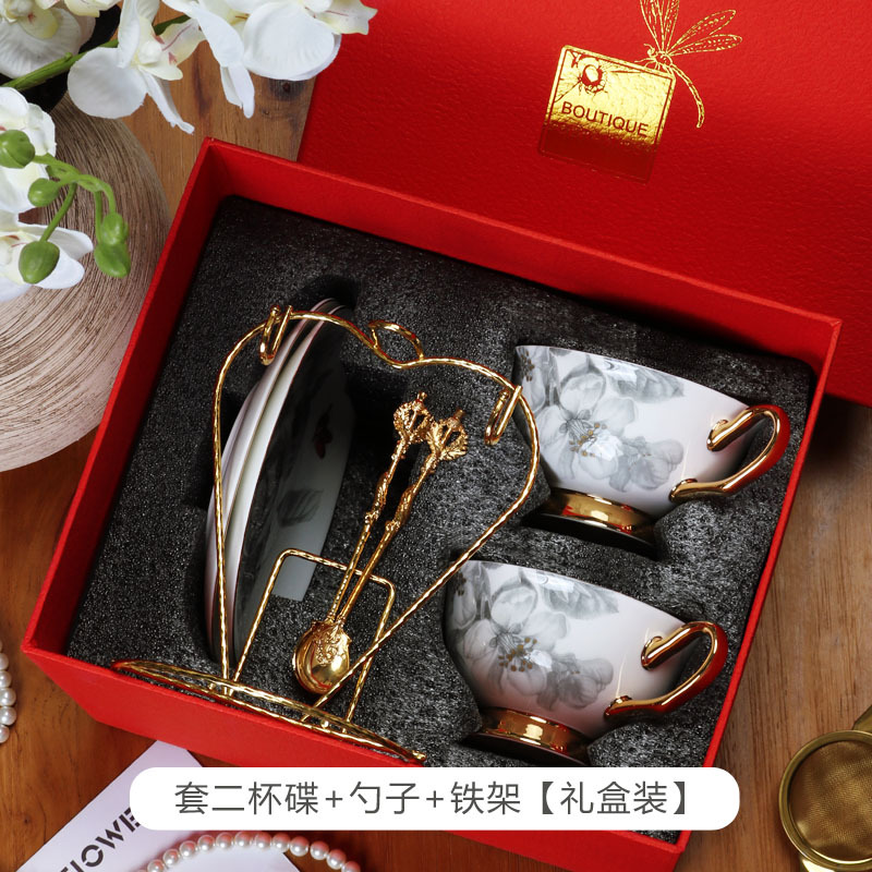 Nórdico ins simple Hueso fresco China taza de café y platillo traje lujo luz tarde juego té novias regalo