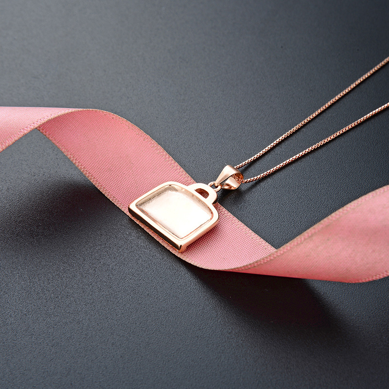 Joyas transfronterizas 925 bolsillo rojo de plata esterlina collar de moda lujosa ligera nicho de alto nivel colgante de goteo de colgante de clavícula