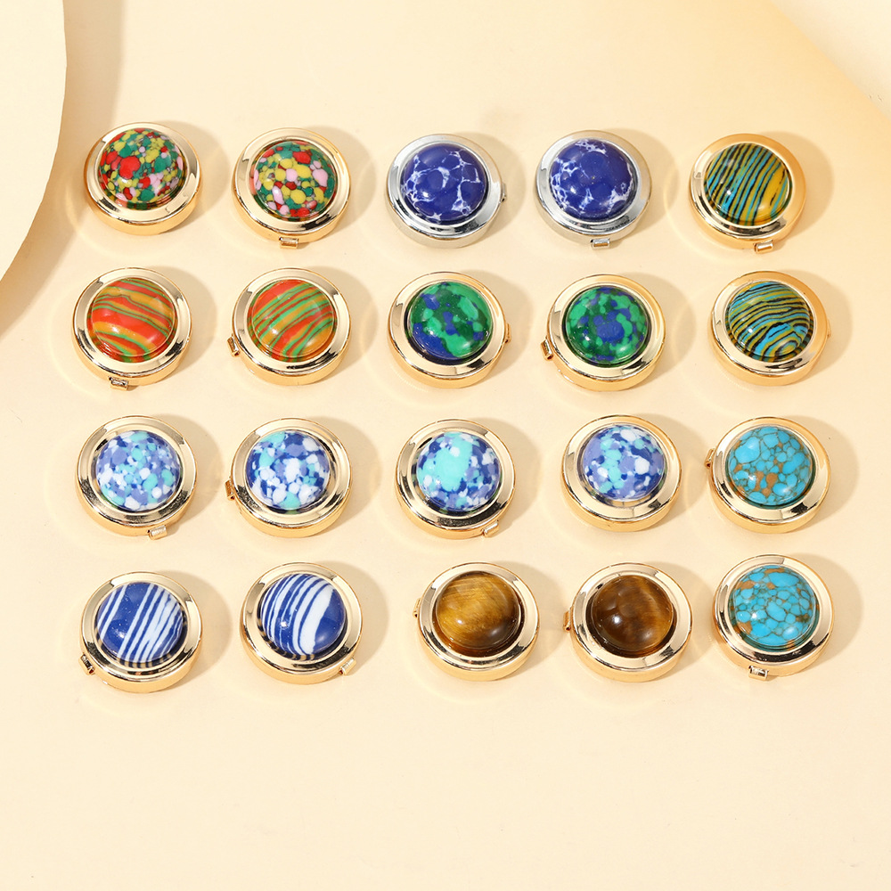 retro pattern metal copper cufflinks button accessories French business high end shirt cufflinks new_voghion.com