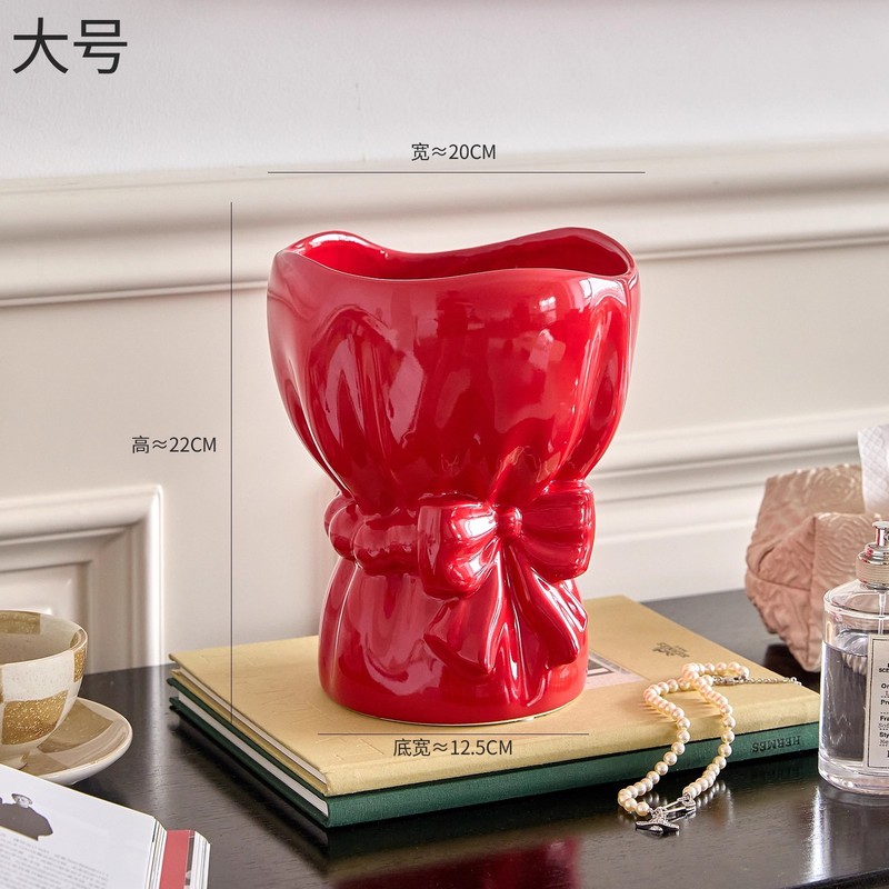 手捧花束陶瓷花瓶插花摆件高级感小众家居装饰花瓶陶瓷仿真花花器|undefined