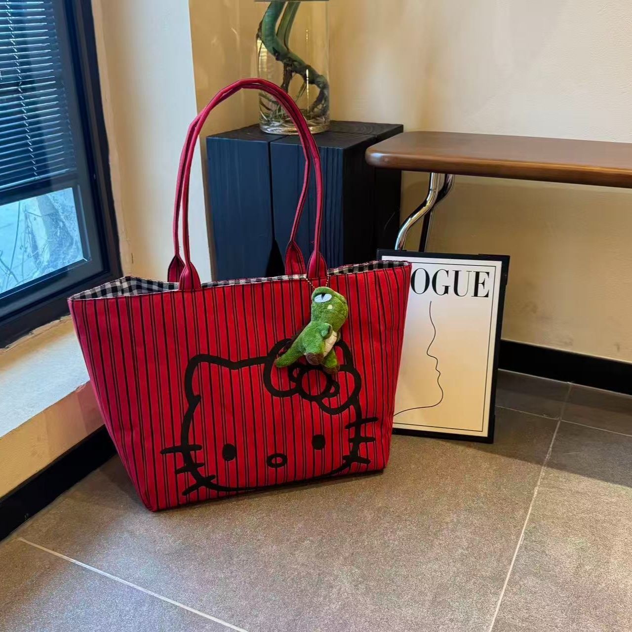 韩版HelloKitty印花女托特包大容量学生通勤手提包简约休闲可A35