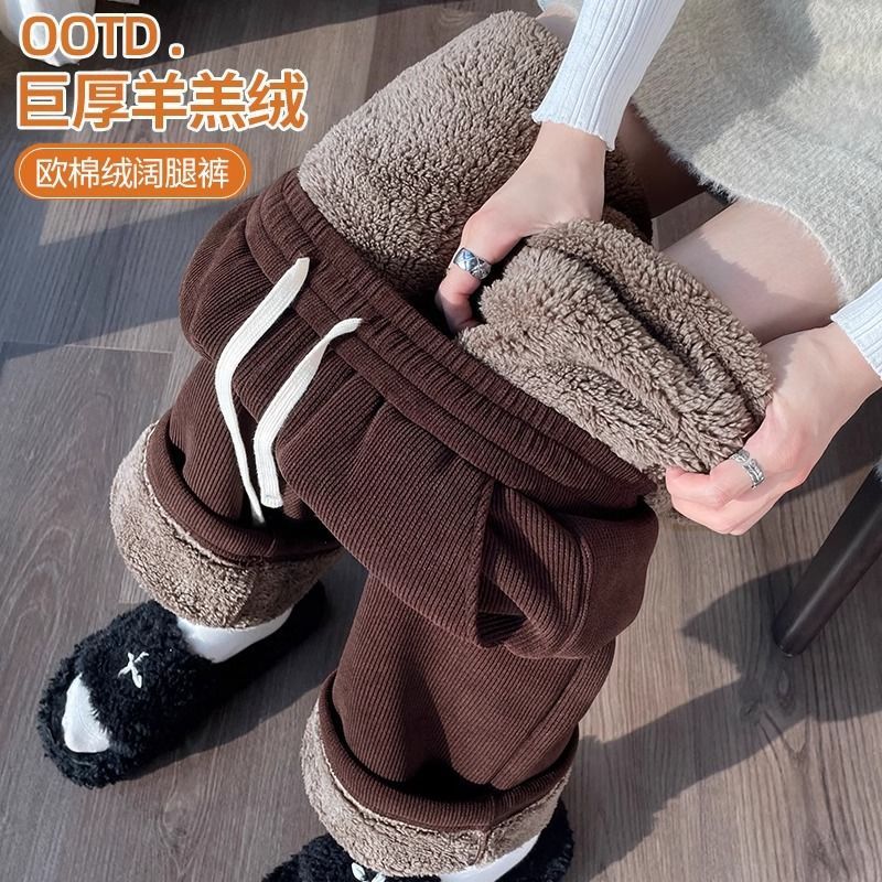 R4 겨울 북동쪽 스트레이트 양고기 양털 넓은 다리 바지 여자 높은 허리 기모 두꺼운 따뜻한 코듀로이 바지