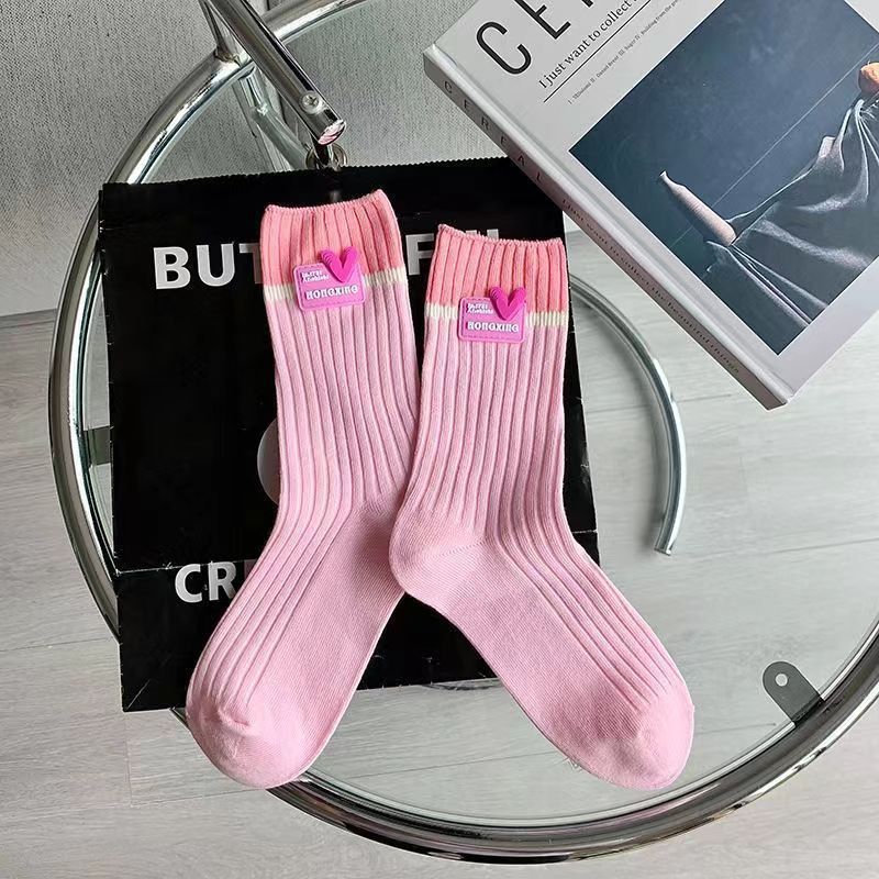 Calcetines de algodón de color puro calcetines de mujer de otoño e invierno a media pantorrilla calcetines de dopamina desgaste ins moda doble aguja amor Rosa pila Calcetines