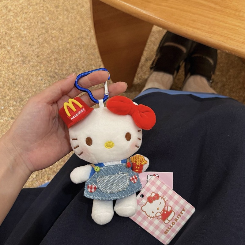 三丽鸥正版HelloKitty凯蒂猫包包挂饰背带裤毛绒玩具钥匙扣车载装|undefined