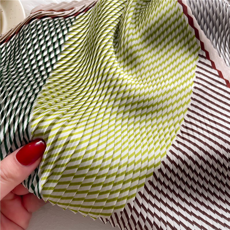 Elegantesch Gerafft Quadratuch Mat Faarwegem Dréck_voghion.com