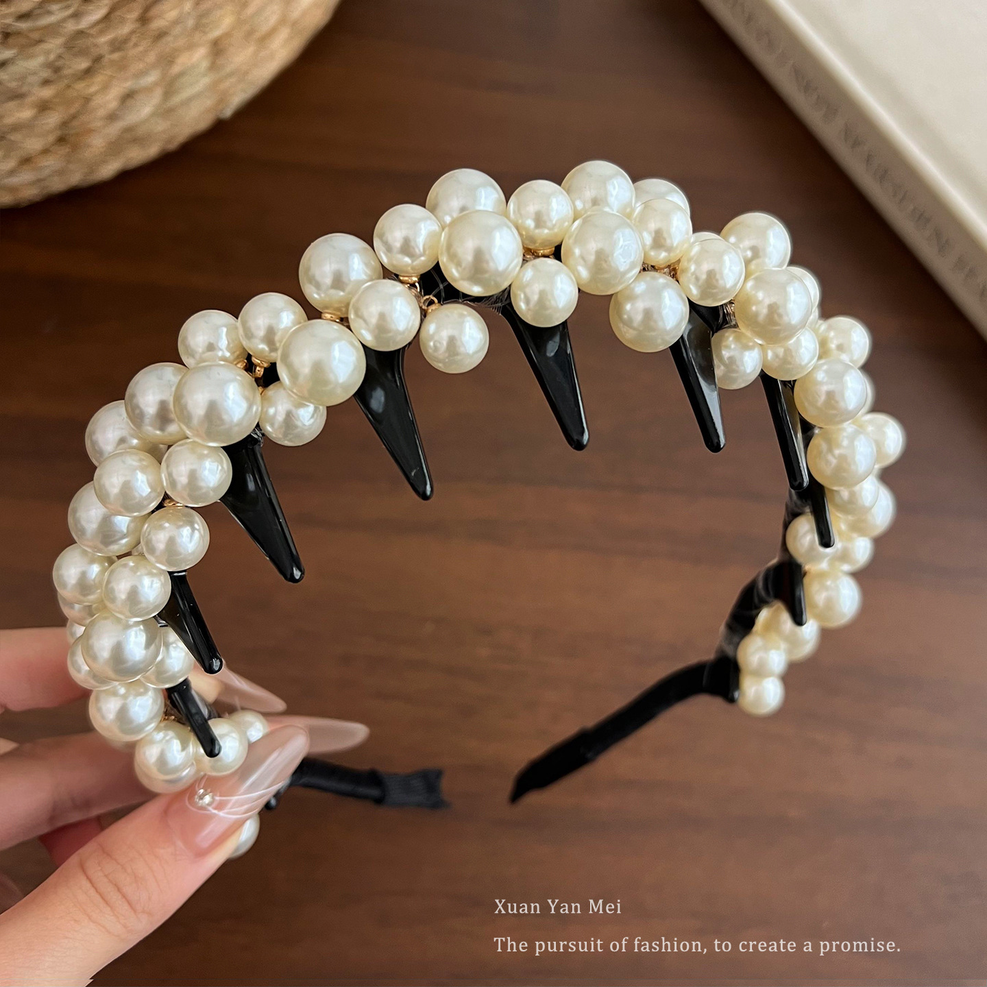 Hepburn style handmade pearl flower headband