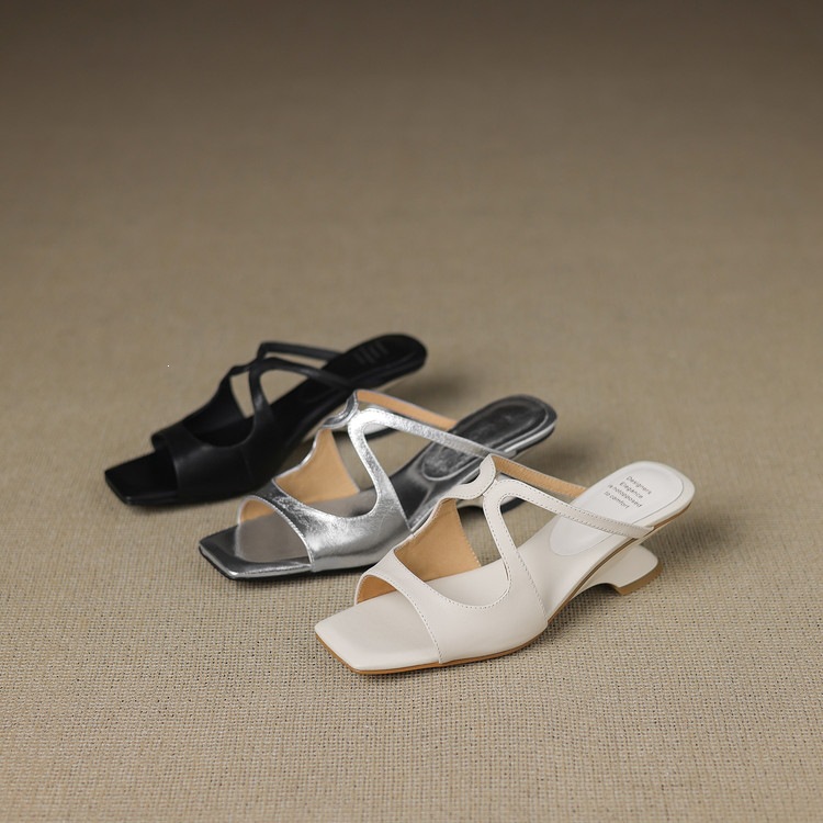 Sandal nữ da bò mũi vuông hở ngón gót lạ mắt — màu đen, màu trắng ngà, bạc chi tiết 104