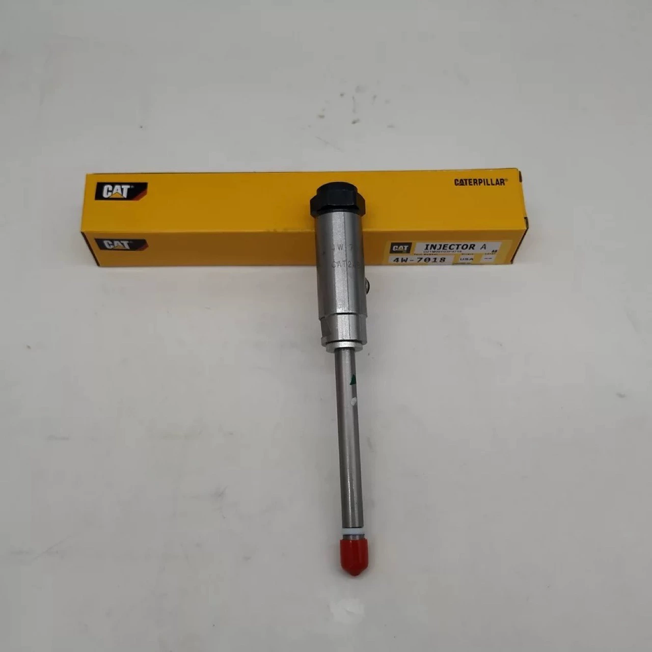 Применение машинного оборудования инженерства КАТ сопла 4 В7018 инжектора частей двигателя дизеля