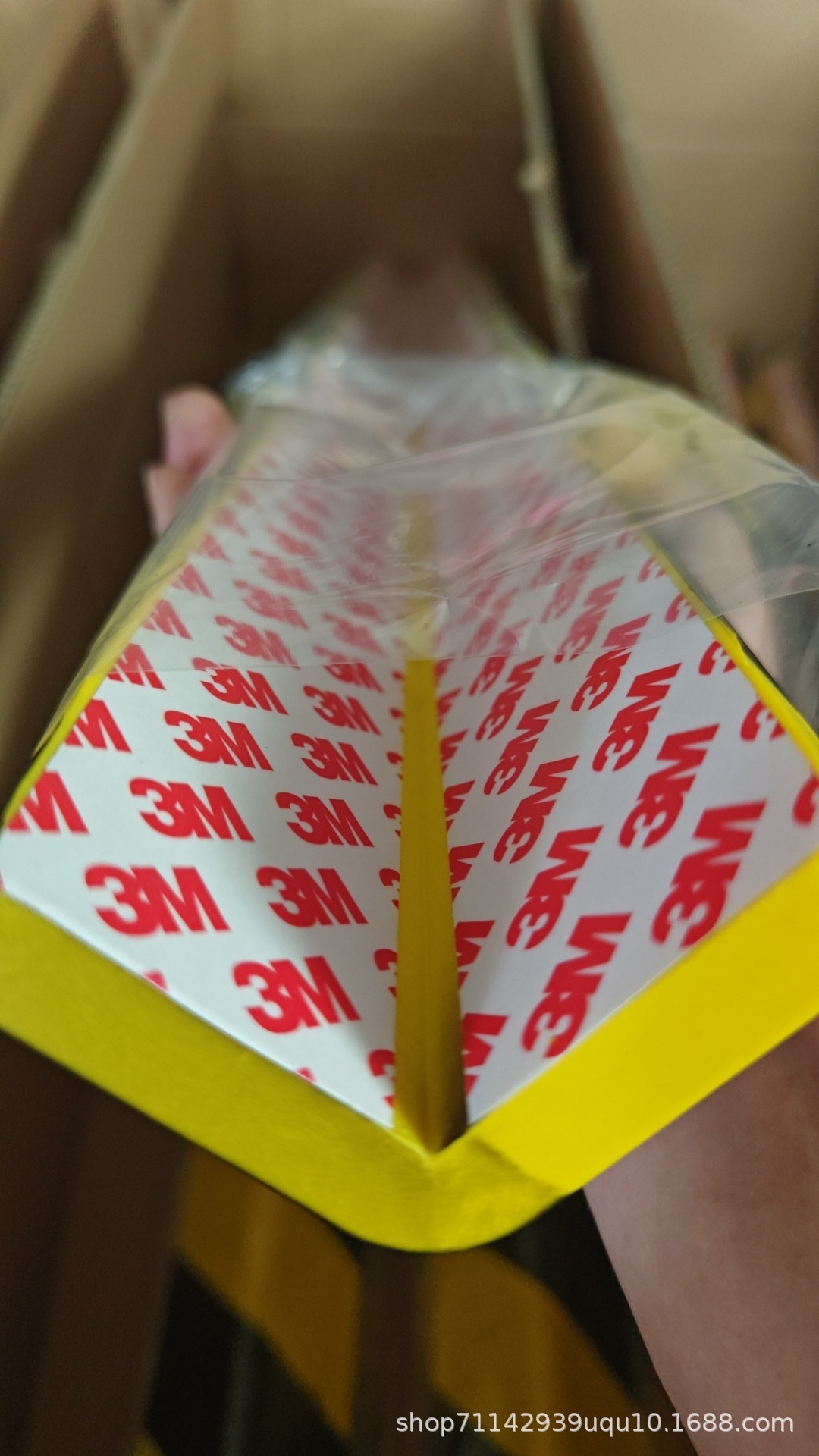 In-Stock Pu Anti-Collision Strips Corner Guards Soft Edge Protection Strips Buffer Anti-Collision Industrial Black and Yellow Warning Self-Adhesive No Drilling Required