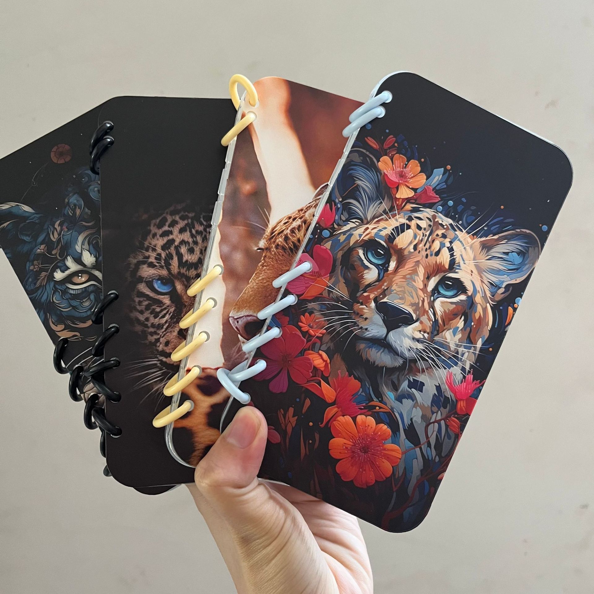 适用苹果IP16/三星笔记本老虎豹纹手机壳翻盖书本双面保护手机套