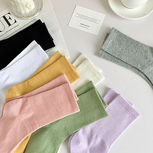 Socks for women, mid-calf, autumn and winter, couple, black and white, plain color, high socks, ins fashion socks, men's cool and handsome, retro, comfortable 