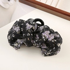 新商品の砕花雲の泡が挟まれています。