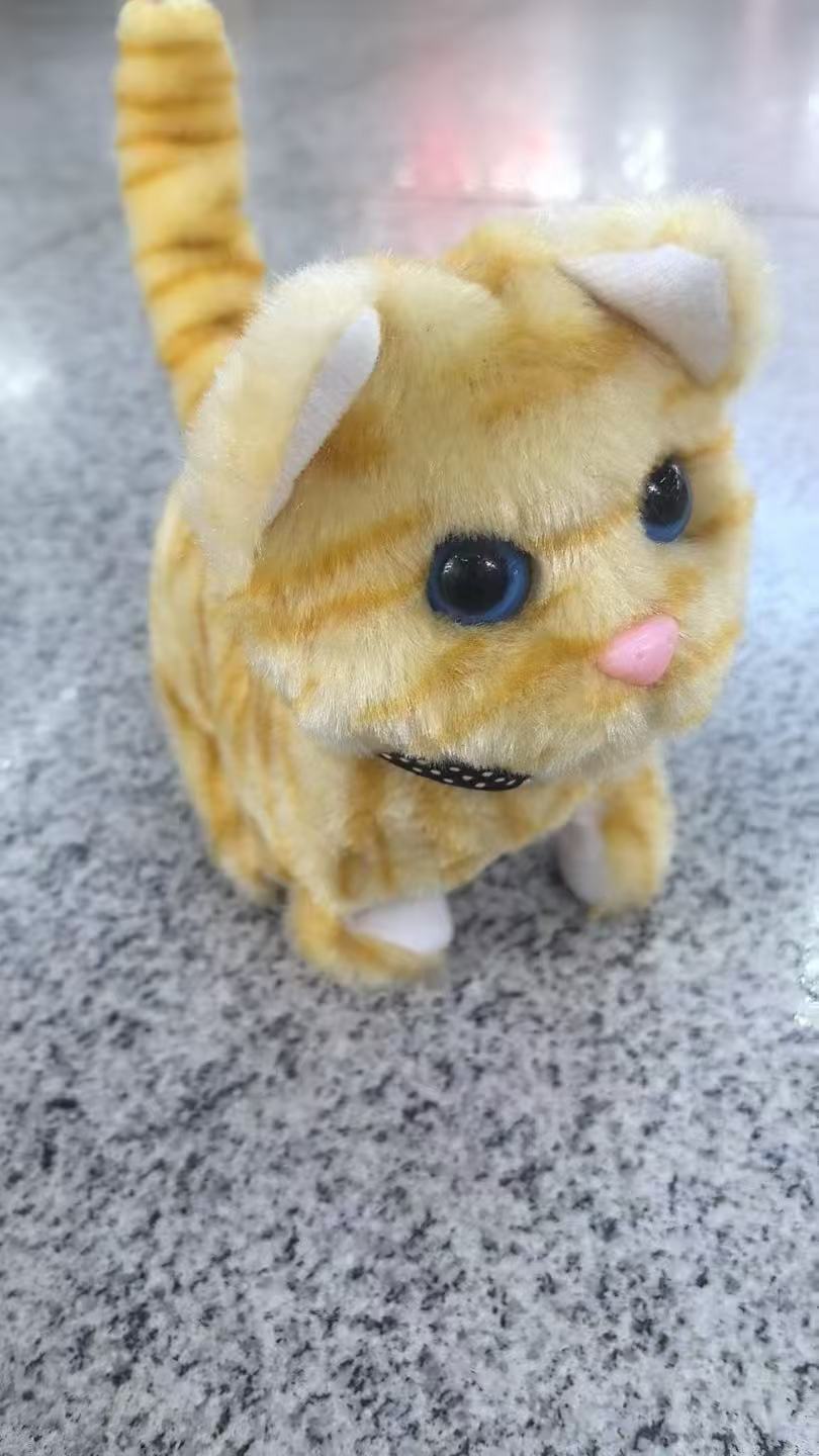 고양이 모델 [노란색]은 야옹거릴 수 있습니다