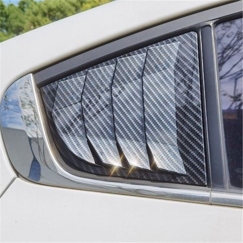 Kia K3 2013-2018 üçün karbon fiber arxa üçbucaq pəncərə örtüyü