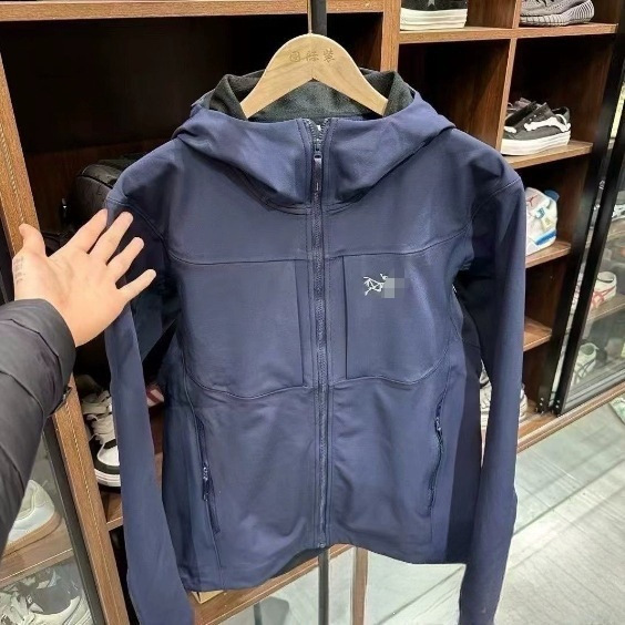 Lightweight fleece-lined spring and autumn bird-patterned jacket, embroidered softshell, new windproof and waterproof outdoor jacket, casual style for men and women, wholesale Lightweight fleece-lined spring and autumn bird-patterned jacket, embroidered softshell, new windproof and waterproof outdoor jacket, casual style for men and women, wholesale