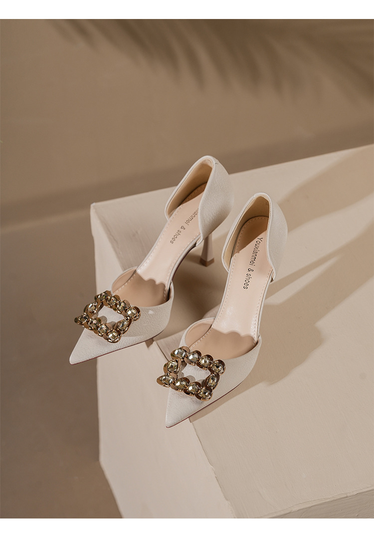 Stiletto pumps för dam med strass och smal klack_voghion.com