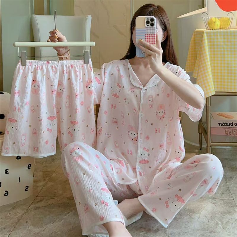 Pijamas de algodón de nube Cárdigan de tres piezas de verano para mujer Pantalones cortos de manga corta Pantalones cortos Dulce transmisión en vivo Paquete de servicio a domicilio Orden exterior